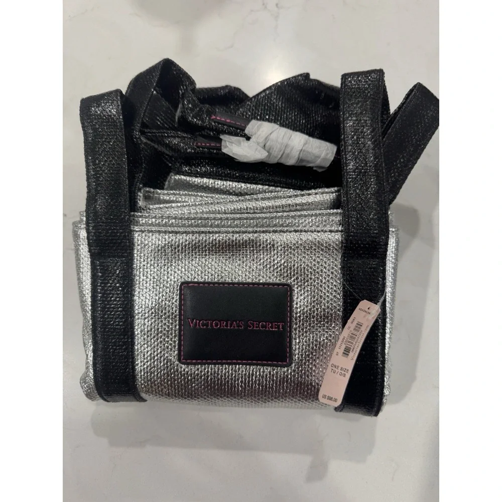 VICTORIA'S SECRET Silver Black Metallic Weekend Tote Bag‎ Zipper Closure NWT